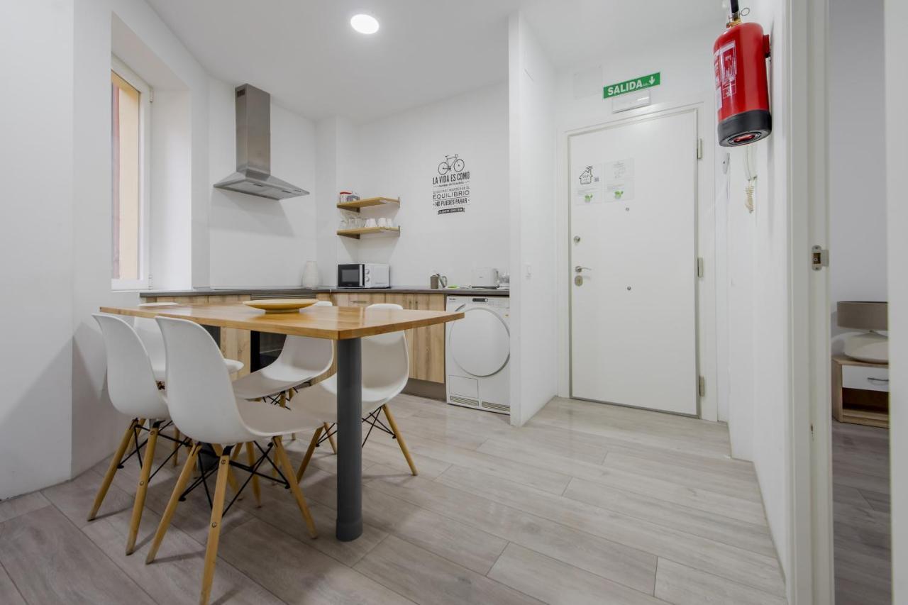 Appartement Cozy Apartamento En La Latina, El Centro De Madrid Extérieur photo